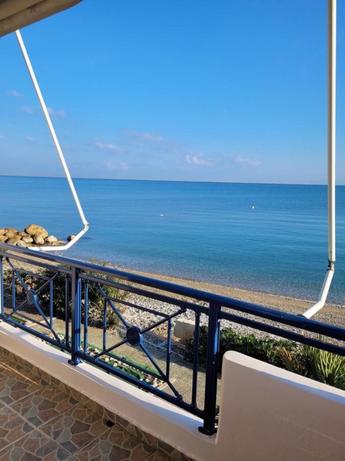 Korinthian Sea View Apartment Nerántza Exterior photo