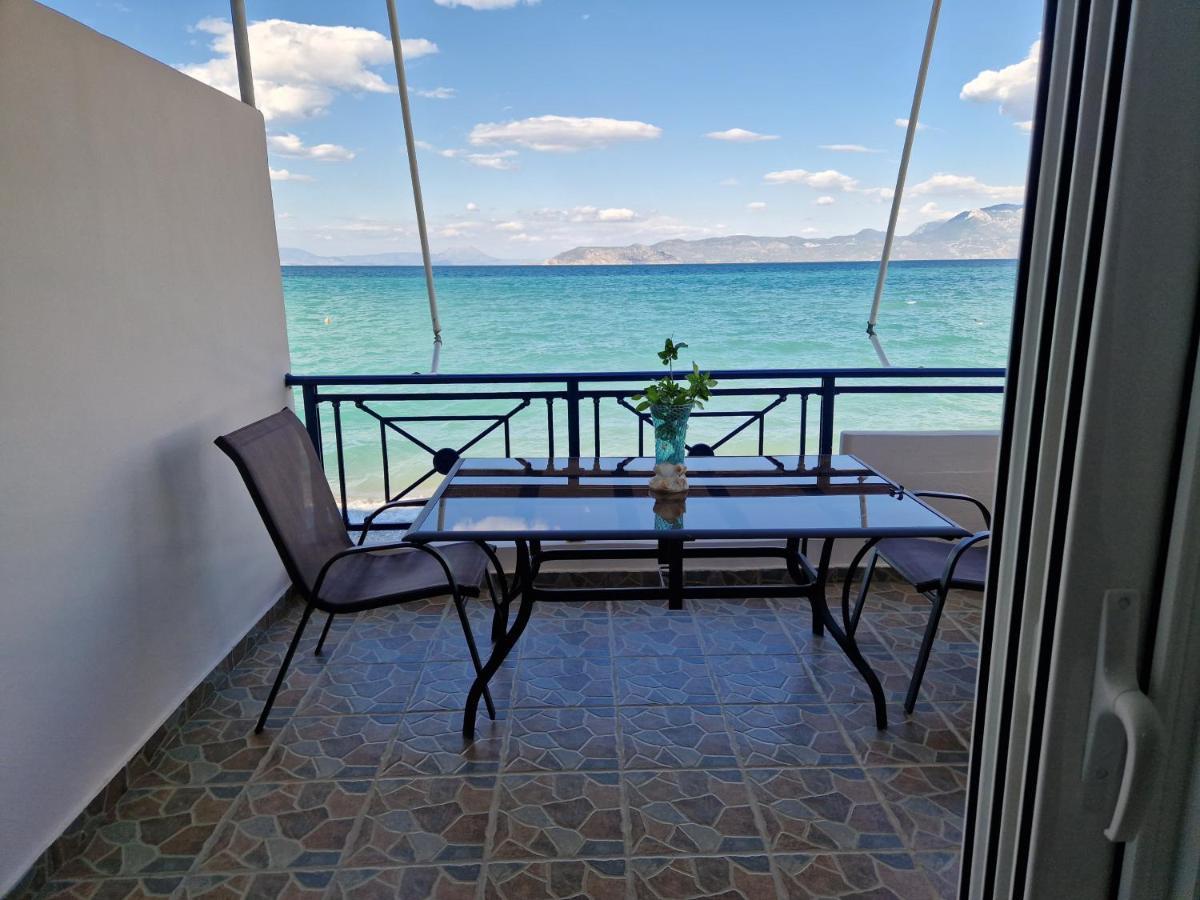 Korinthian Sea View Apartment Nerántza Exterior photo