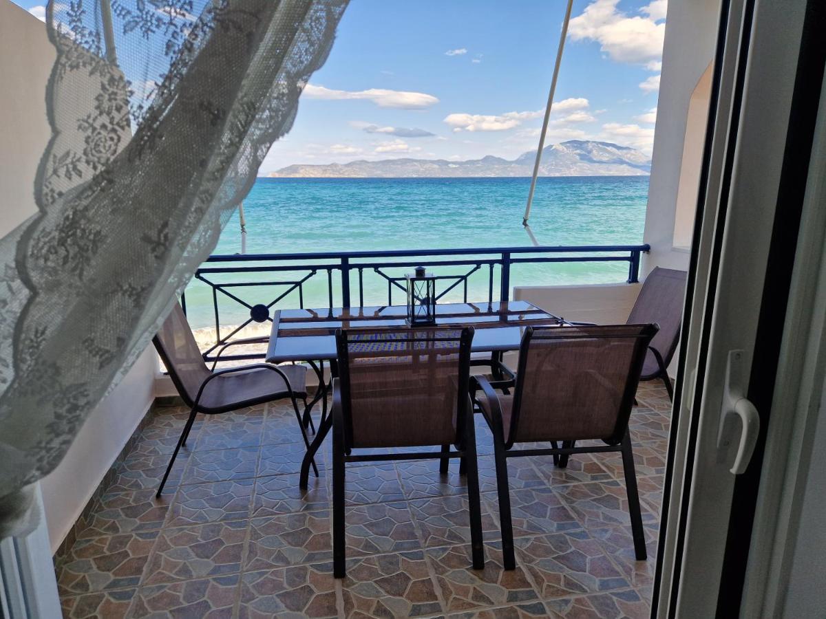 Korinthian Sea View Apartment Nerántza Exterior photo