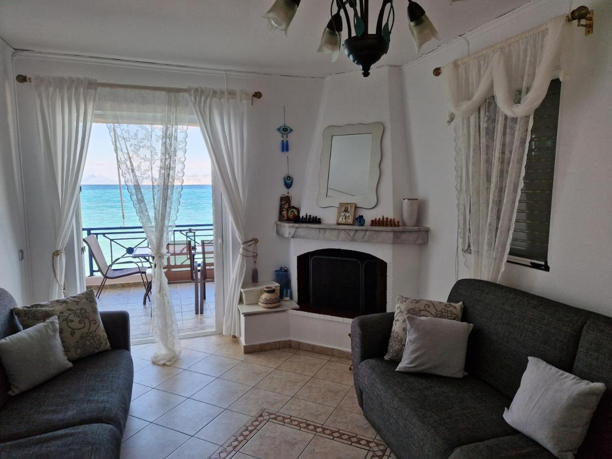 Korinthian Sea View Apartment Nerántza Exterior photo